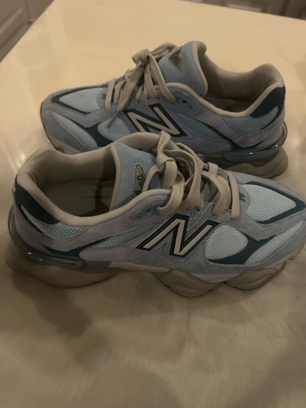 New Balance Pale Blue Mesh & Suede Sneaker Never worn